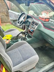 Toyota avensis 1998