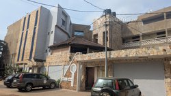 Salle de conférence disponible à lomé totsi pour vos séminaires, formations, événements