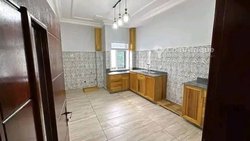 Location appartement-  mbankolo