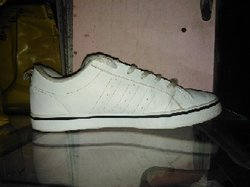 Baskets Adidas
