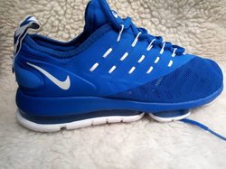 Baskets Nike bleue
