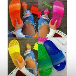Tapettes femme